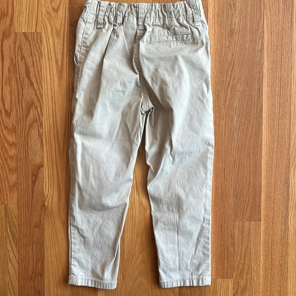 4T OshKosh B’Gosh Khaki Pants